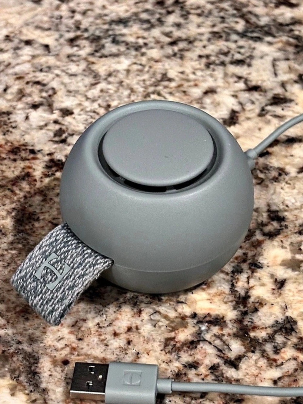 Hatch Go Portable Sound Machine - Picture 3 of 3